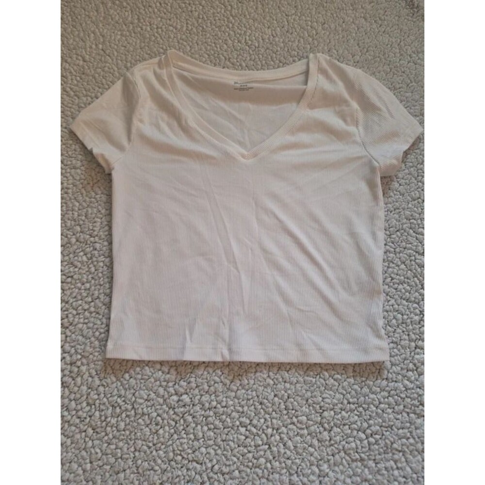 No Boundaries Ribbed V Neck Tee Size Womens XS